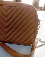 Tas Selempang Kulit Asli Premium Berkualitas Ringan Tahan Air dengan Ritsleting Portabel untuk Wanita, Tali Dapat Disesuaikan dan Dilepas, Kapasitas 1L