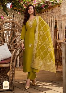 Dernière tenue de designer à feuilles persistantes Style moderne Meilleur pantalon Kurti en soie romaine et Dupatta avec un fabricant de travaux manuels purs d'Inde - Product Image 5