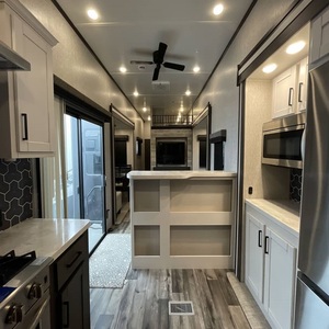 Crossroads Hampton 388FKL 2023 Usado en Excelentes Condiciones - Product Image 3