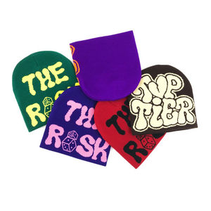 Bonnet en strass personnalisé de fabricant de marque privée unisexe à la mode de nouveau design fabriqué au Pakistan - Product Image 2