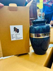 Urnas de Aluminio Metálico Chinas de Alta Calidad Superior para Cenizas Humanas Adultas, Capacidad de 220 Pulgadas Cúbicas, Personalizables - Product Image 2