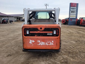 PROVEEDOR VERIFICADO de la cargadora compacta Bobcat S590 del 2015, lista para la venta y entrega - Product Image 3