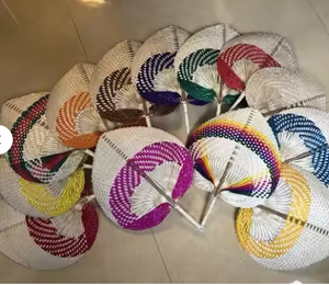 Viet Fargimex Ventiladores de bambú Premium ecológicos y elegantes Característica portátil de estilo tradicional - Product Image 6