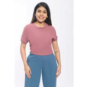 Chic femmes rose gaufré tricot haut à manches courtes doux respirant mélange de polyester t-shirt décontracté léger bureau et usage quotidien - Product Image 4