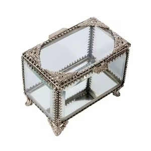 Caja Organizadora de Joyas y Aretes de Vidrio con Borde Dorado Atractivo de Latón en Forma Cuadrada, Regalos de Boda, Decoración del Hogar - Product Image 5