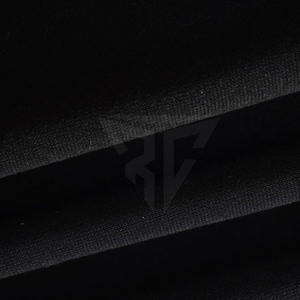 ชุดวอร์มผู้ชายแบบมีฮู้ดสำหรับฤดูหนาว ผลิตตามสั่ง (OEM) ไซส์ใหญ่ ผ้าฝ้าย 100% ระบายอากาศได้ดี MOQ ต่ำ ลายเรียบ จากผู้ผลิตในปากีสถาน - Product Image 5