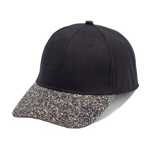 Casquette de baseball décontractée pour l'extérieur, dotée d'un bord souple pré-courbé et d'une sangle réglable pour un usage quotidien confortable - Product Image 5