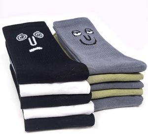 Calcetines Crazy Whimsical Emotion Crew hechos a mano de algodón suave de lujo con diseños y colores divertidos distintivos en cada paquete - Product Image 6