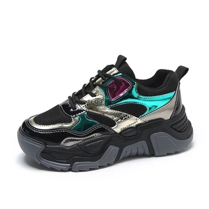 Chaussures en gros pour femmes, nouveaux modèles, chaussures de sport vulcanisées à semelle épaisse, chaussures décontractées respirantes et tendance pour femmes - Product Image 6