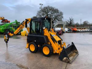 รถตักล้อยางดีเซล JCB 1CX แบบสกิดสเตียร์ รถตักหลังขุด รถตักล้อยางสำหรับงานหนัก สำหรับงานก่อสร้างและงานเกษตร - Product Image 3