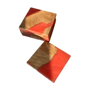 Sous-verres carrés et ronds en bois de mangue, de différents designs et formes, disponibles en gros et au prix d'usine en provenance d'Inde, lot de 4 - Product Image 1