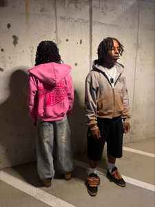 Vente en gros, sweat à capuche personnalisé avec fermeture éclair pour hommes, patch brodé en point, sérigraphie LOGO, sweat à capuche délavé à l'acide avec strass - Product Image 6