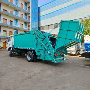 Pick-up double cabine automatique R18, intérieur foncé, conduite à gauche, avec barres de toit en alliage d'aluminium - Product Image 2