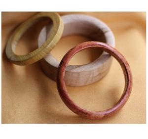 Conjunto de artesanías de calidad para mujer, pulseras de brazalete de Metal de resina pintada Floral de madera, 7 brazaletes de joyería acrílica, Floral de moda - Product Image 3