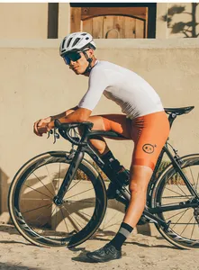 몬턴 도매 맞춤형 프린트 남성 패딩 사이클링 빕 반바지 팀 개인 라벨 자전거 빕 반바지 착용