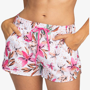 2024 short de bain respirant taille haute pour femmes nouveau short de yoga de plage d'été avec logo style athlétique et caractéristiques de grande taille - Product Image 1