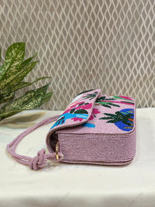 Sac à main en forme d'oiseau tropical perlé rose, entièrement fait à la main en Inde, sac de soirée pour femmes, sac de créateur de luxe pour mariage, sac à main fait à la main - Product Image 4