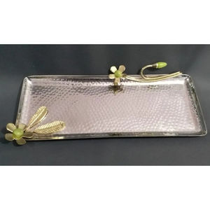 Décoration de table martelée plateau de service alimentaire plateau en métal doré de qualité de luxe avec poignée d'accent floral présentoir de collations à vendre - Product Image 6