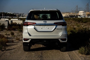 Nuovissima Toyota Fortuner 2025 4.0L SUV 4WD Benzina 345 CV 6 Cilindri Guida a Sinistra - Product Image 6