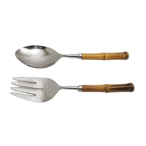 Diseño de bambú Mango de resina Servidor de ensalada de acero inoxidable Nuevo diseño de tendencia Cucharas para servir Herramientas para ensalada Cucharas de la mejor calidad - Product Image 1