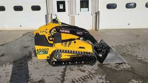 Cargadora de orugas Vermeer S450TX 2022 con plataforma de 36 pulgadas y orugas DSL de 7 pulgadas - Product Image 3