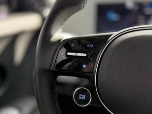 PREMIER PROPRIÉTAIRE VÉHICULE ÉLECTRIQUE HYUNDAI IONIQ 5 VOITURE D'OCCASION 2024 VÉHICULE ÉLECTRIQUE D'OCCASION - Product Image 2