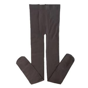 ถุงน่องกำมะหยี่สีลูกกวาดสำหรับผู้หญิง สวมใส่สบาย ไร้รอยต่อ เหมาะสำหรับฤดูหนาว ทรงยาว กระชับรูปร่าง ผ้าบาง ถักจากไนลอน - Product Image 3