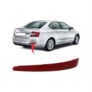 Réflecteur de pare-chocs arrière côté droit compatible avec Skoda Octavia 2013-2017 OEM 5E5945106 - Product Image 1