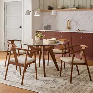 Chaise de salle à manger moderne en bois massif avec design incurvé et assise rembourrée imperméable pour appartement, fabricant OEM/ODM sur mesure - Product Image 3