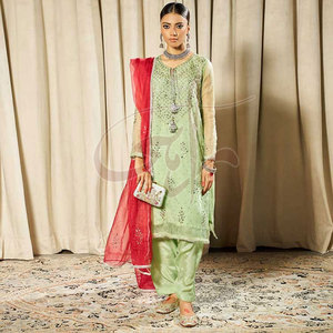 การผสมผสานที่ลงตัวของชุดสูททางการของผู้หญิงสีชมพูตัดกันอย่างสง่างามชุดผ้าไหมทอโปร่งที่เปล่งประกาย - Product Image 4