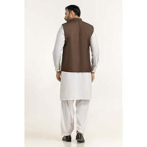 Chaleco de Corte Regular, Resistente al Viento, con Botones Personalizables, Técnica de Bordado en Lona y Poliéster - Product Image 4