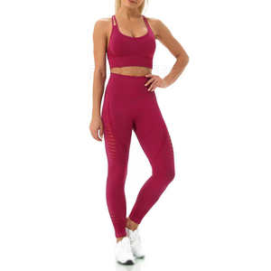 Ensemble de yoga pour femmes personnalisé et élégant, tenue de fitness de qualité supérieure, sans manches, 2 pièces, skinny, uni, décontracté, court - Product Image 1