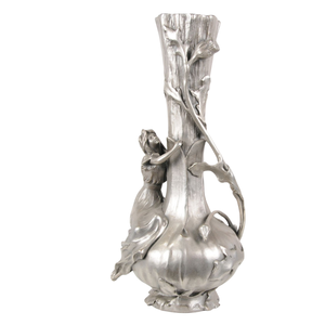 Jarrón de Trompeta de Peltre Pulido de Calidad Deluxe, Motivo Floral Ornamentado de Iris, Estilo Vintage para Decoración del Hogar, Porta Flores de Metal Plateado - Product Image 5