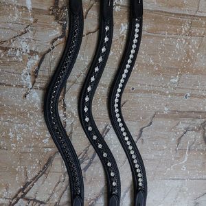 Handmade Good Quality Leather Horse Brow Band With Padded and 2 Colored Combo Crystals & Studs Work Manufacturer & Supplier - Product Image 4