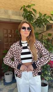 Femmes 2025 automne mode Varsity Bomber veste décontracté boutonné Streetwear avec effet lavé tenues d'école courtes - Product Image 5