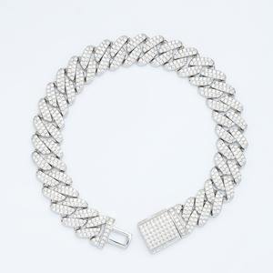 สร้อยข้อมือเทนนิสประดับเพชรคลาสสิกสำหรับเป็นของขวัญหรืองานอีเว้นท์ - Product Image 4