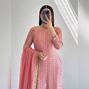 Conjunto de salwar kameez de georgette de alta calidad con bordado de hilo pesado en la parte superior e inferior, con dupatta, para salidas informales, calidad de exportación. - Product Image 4