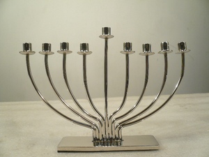Whole Sale Golden Brass Festival Menorah Hanukkah <b>Pipes</b> <b>Stand</b> for Indoor and Outdoor Decorative Item - Product Image 6