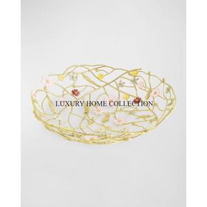 Fruteros de metal hechos a mano de primera calidad con diseño antiguo y detalles únicos para un centro decorativo atemporal. - Product Image 4