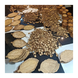 Plateau en bois rectangulaire élégant-Plateau de service tissé en rotin avec poignées pour café, thé, petit déjeuner et collations - Product Image 1