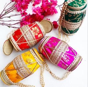 Bolsas de Regalo Dholak Hechas a Mano para Recuerdos de Boda, Bolsas de Regalo con Cremallera de Doble Cara para Haldi, Mehendi, Despedidas de Soltera y Festivales - Product Image 4