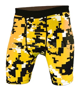 Shorts de compression pour hommes pour la salle de sport et les entraînements et décontractés - Product Image 1