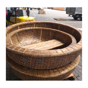 Barco de bambú vietnamita tradicional con diseño circular para pesca, viajes y festivales - Product Image 3