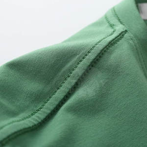 Camiseta Urbana para Hombre con Tela de Algodón Suave, Ajuste Cómodo, Perfecta para Uso Diario Informal - Product Image 6