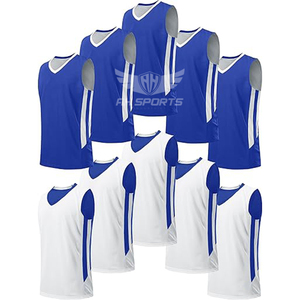 Maillots de basket-ball en maille réversibles personnalisés pour jeunes garçons ensemble de vêtements de sport en polyester fabricant de confiance exportateur pour l'entraînement sportif - Product Image 1