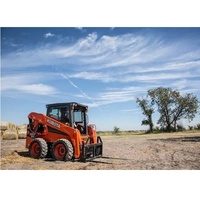 Chargeuse compacte sur chenilles Kubota SSV65 d'occasion, machine hydraulique compacte pour la construction, l'aménagement paysager, l'agriculture, la manutention de matériaux et le terrassement