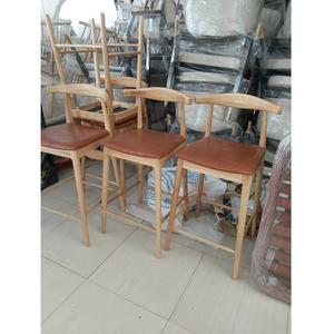 Chaises de bar traditionnelles Matériau en bois naturel Chêne Frêne Installations de loisirs réglables Meubles de bar à domicile en plein air - Product Image 4