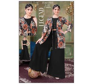 Conjunto de Kurta Tradicional India-Pakistaní de Algodón Artístico para Mujer, Hermosa Textura de Tela, Movimiento Equilibrado, Estilo Cultural - Product Image 1