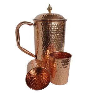 Verre en cuivre finition antique Vaisselle en cuivre de luxe Ensemble de gobelets en cuivre de qualité supérieure Carafe en cuivre pour l'eau Ensemble de carafe en cuivre ayurvédique - Product Image 3