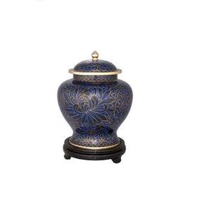 Cenizas humanas de calidad superior Acabado antiguo para adultos Recuerdo conmemorativo funerario Proveedor de urnas de cremación de latón de la India - Product Image 4